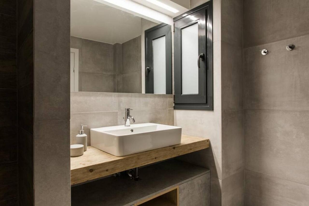 Chic Apartment - Strolling To The Athenian Streets Exterior foto